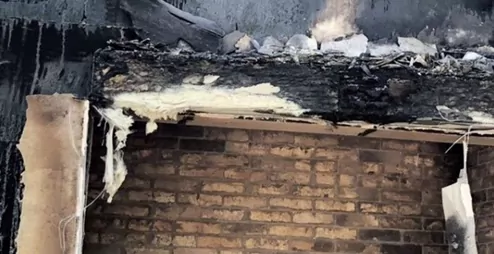 M. Niziurska, B. Chruściel, M. Wieczorek – nieskuteczne nadproże MW