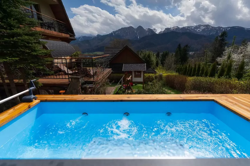 Wooden Pools - Basen ogrodowy thermo z przeciwprądem Wooden Pools - Basen ogrodowy thermo z przeciwprądem