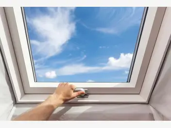 Ilustracja artykułu montaż okna dachowego krok po kroku - zobacz, jak samodzielnie wstawić okno połaciowe