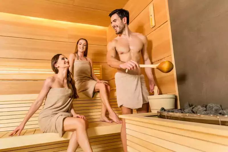 Relaks w saunie, korzyści zdrowotne