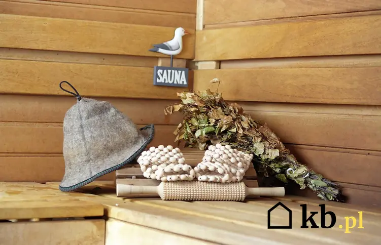 Czapka do sauny to ważne akcesorium, którego zadaniem jest ochrona włosów przed parą i wysoką temperaturą.