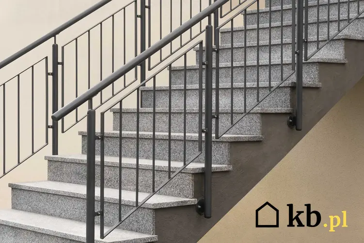Poręcze na schody zewnętrzne, czyli polecane poręcze schodowe na balustrady, ich rodzaje, materiał wykonania, opinie i ceny krok po kroku