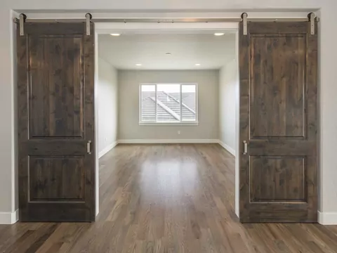 Drzwi przesuwne Porta - rodzaje, ceny