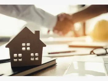 Ilustracja artykułu umowa przedwstępna sprzedaży mieszkania - 5 rzeczy, które zabezpieczą twoje interesy