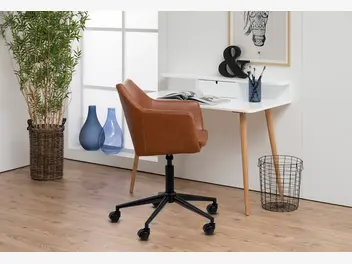 Ilustracja artykułu krzesło biurowe skórzane - czy to dobry wybór?