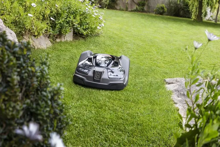 Automatyczne roboty koszące Husqvarna Automower® do dużych trawników