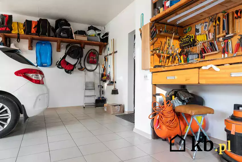 Funkcjonalny i zorganizowany garaż