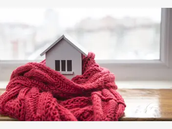 Ilustracja artykułu ocieplenie domu – materiały, koszty i specyfikacja. ile naprawdę kosztuje ocieplenie domu?