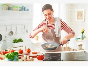 Ilustracja artykułu wyposażenie kuchni: akcesoria kuchenne przydatne w każdym domu