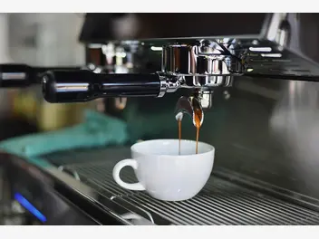 Ilustracja artykułu kawowe ekspresy do firm – jak spośród wielu wybrać najlepszy?