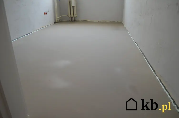 Wylewka betonowa na podłodze, a także informacje, ile wylewki betonowej na 1 m2 krok po kroku