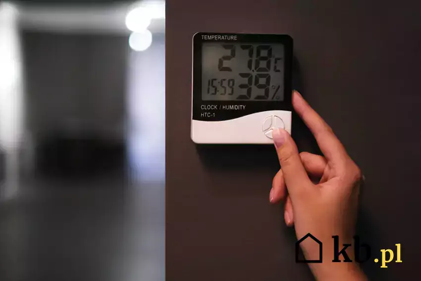 Pomiar wilgotności w mieszkaniu