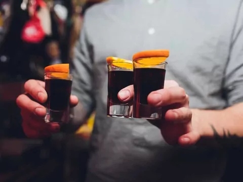 Cena Jägermeister — popularny likier ziołowy