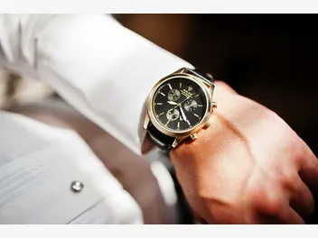 Ilustracja artykułu cena rolexa - zobacz aktualne ceny różnych modeli zegarków