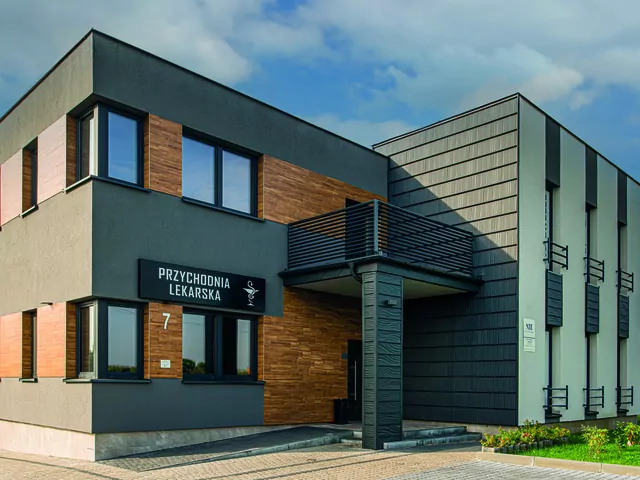 Stalowe akcenty na elewacji