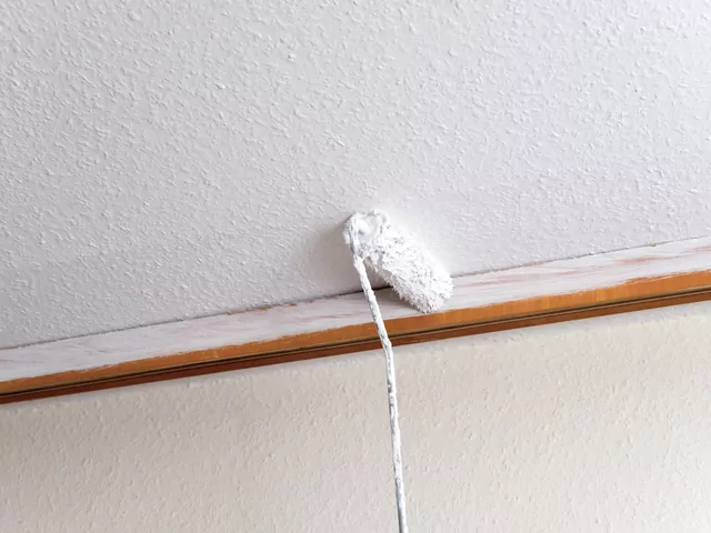 Malowanie sufitu: porady i błędy