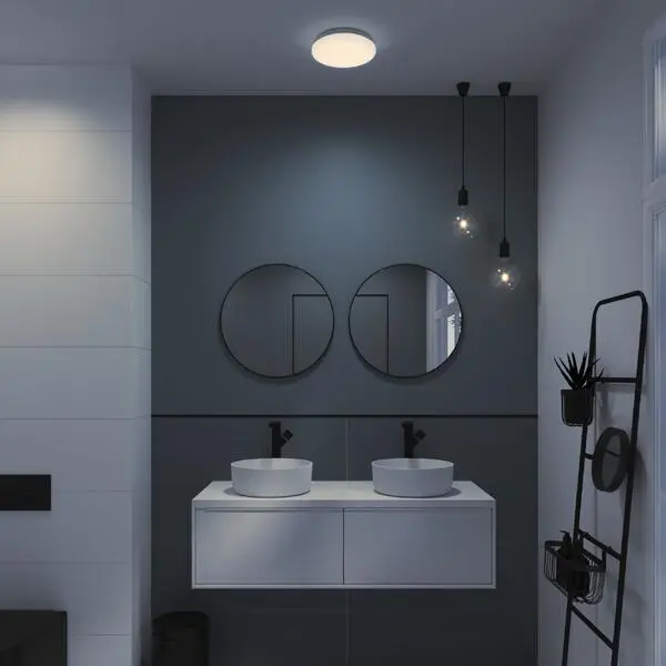 Plafony sufitowe w łazience: funkcjonalność i estetyka