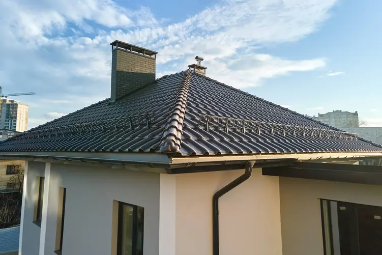 Rynny dachowe - wybór, instalacja i konserwacja