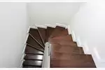 Koszt schodów drewnianych w domu