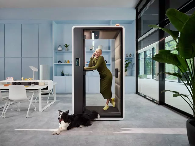 Budki telefoniczne w biurze: efektywna praca