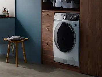 Ilustracja artykułu jak dbać o pralkę, żeby służyła jak najdłużej?