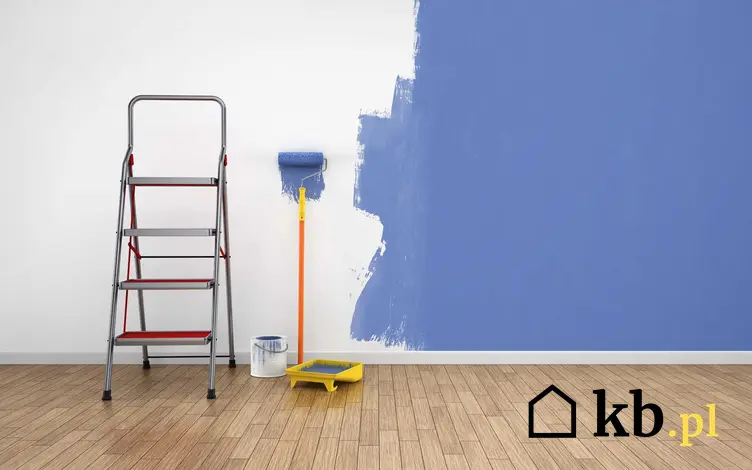 Malowanie pokoju to koszt zarówno robocizny, jak i materiałów. Nadanie ścianom koloru, na przykład niebieskiego, nie jest droższe, niż pomalowanie ich na biało.