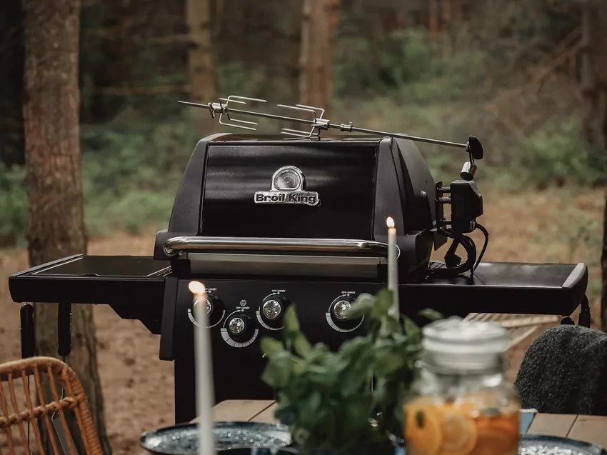 Grill gazowy Broil King z rożnem Grill gazowy Broil King z rożnem