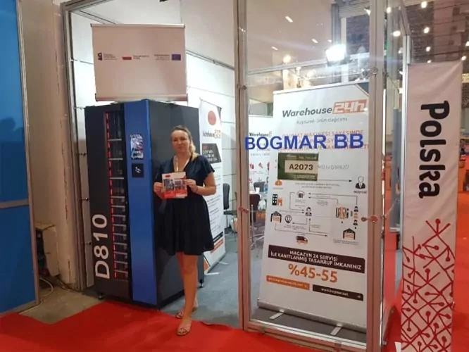Korzystaj z raportów, aby analizować potrzeby i planować zakupy Automat BHP do odzieży
