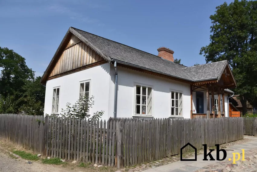 Domy jednorodzinne sprzed 1970 roku są zdecydowanie najbardziej energochłonne Stary dom