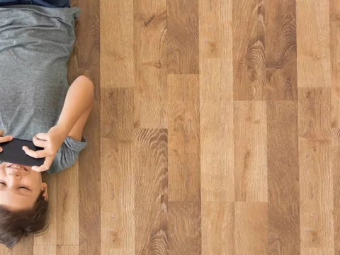 Panele winylowe a ogrzewanie podłogowe