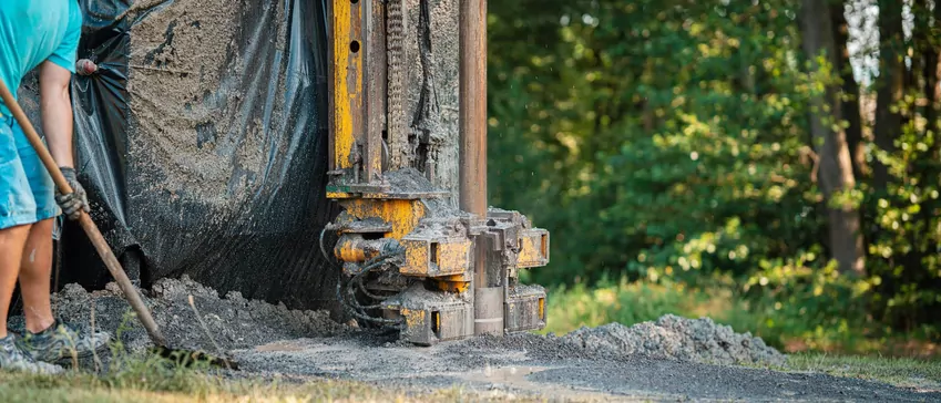 Studnia głębinowa maszyna