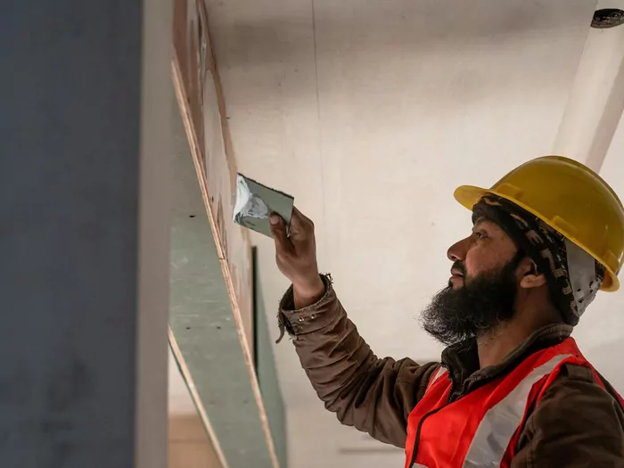 Kielnia do gładzi to nie to samo co kielnia do kleju - dobierz odpowiednie narzędzie do swojej pracy