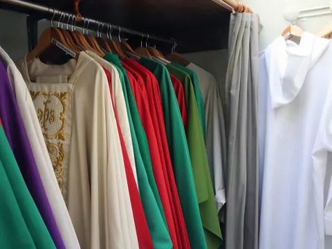 Kolekcja ornatów świątecznych