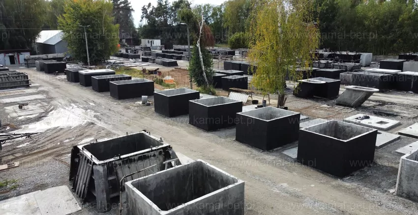 Regularnie sprawdzaj szczelność zbiornika, aby uniknąć wycieków Szamba betonowe Kamal-Bet