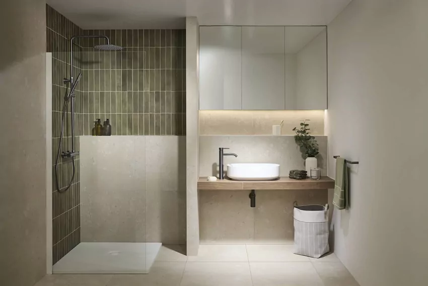 Łącz gun metal z bielą, by podkreślić elegancję armatury Gun metal w łazience