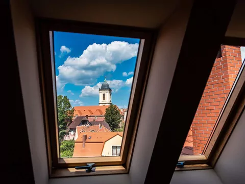 Ceny okien dachowych - sprawdź aktualne cenniki
