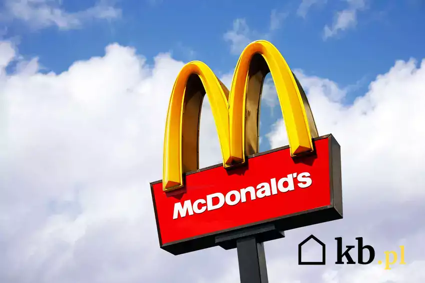 Zestaw Bambi z czarnym sosem McDonalds