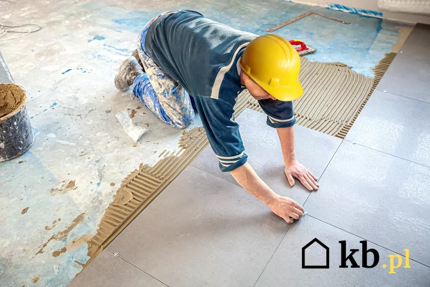 Cenniki układania płytek w Polsce