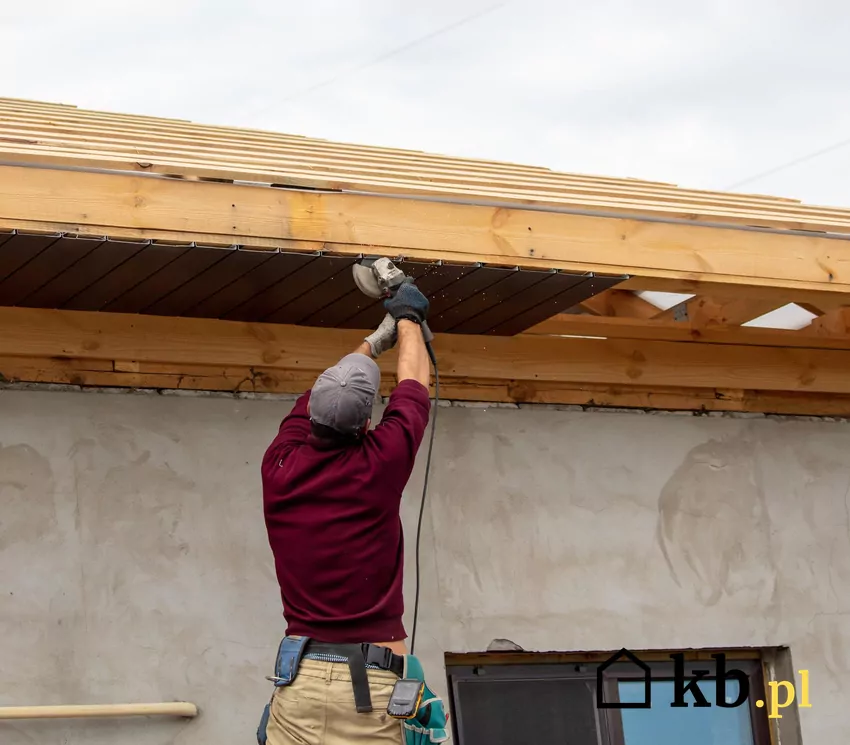Cenniki wykonania podbitki dachowej