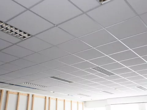 Ilustracja dla sufit podwieszany kasetonowy