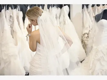 Fotografia ilustrująca cennik prania sukni ślubnych w ponad 160 miastach w całej polsce