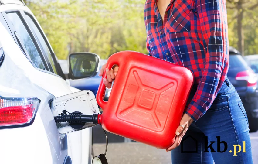 Dowóz paliwa - cennik