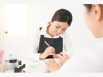 Fotografia ilustrująca cena manicure japońskiego w ponad 160 miastach w polsce