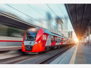 Ilustracja artykułu co w pkp piszczy, czyli najważniejsze inwestycje kolejowe, które są realizowane w polsce
