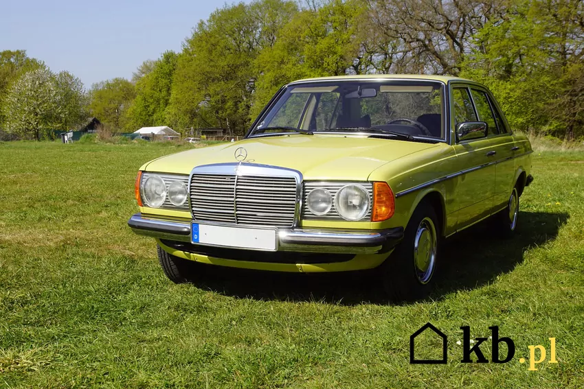 Mercedes 240D