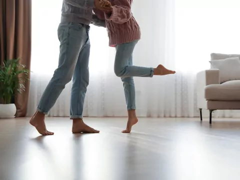 Instalacja ogrzewania podłogowego w bloku