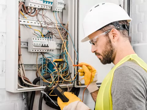 Rutynowa kontrola instalacji elektrycznej