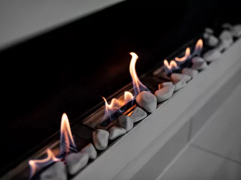 Koszt zakupu i instalacji biokominka