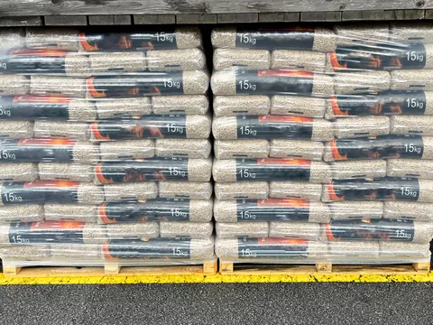 Przechowywanie pelletu wiosną i latem