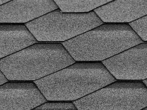 Wady i zalety dachu z gontu bitumicznego